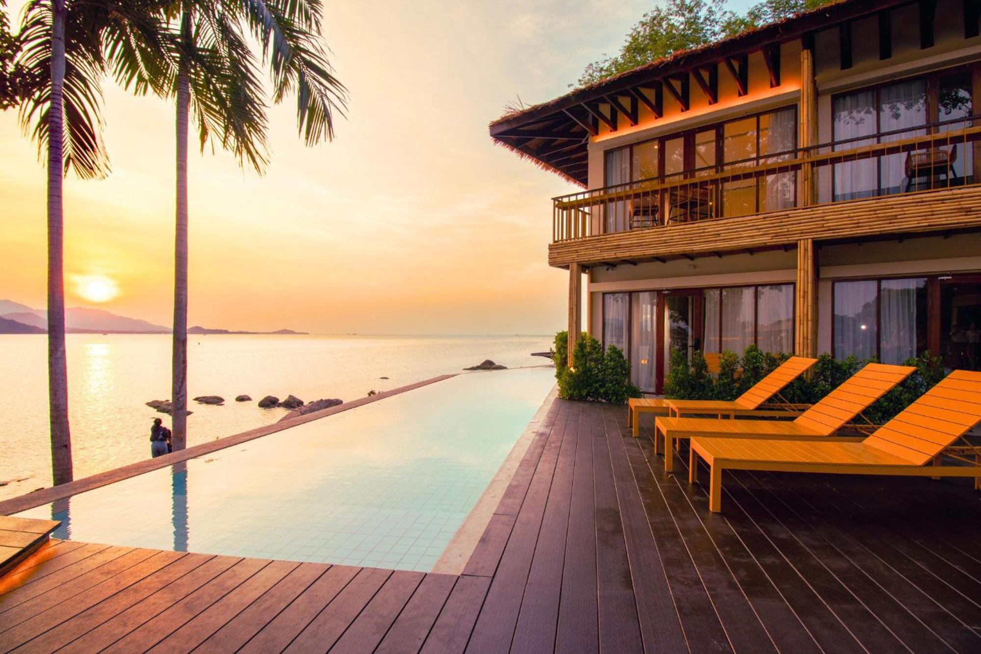 Sea Sun Bed & Beyond Hotel Bang Rak Beach  Eksteriør billede